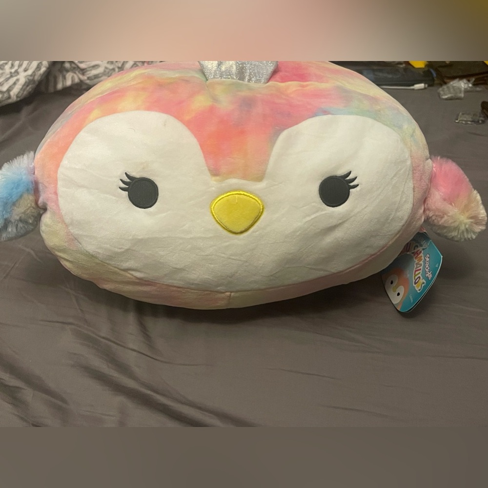 Louisa The Penguin Stackable